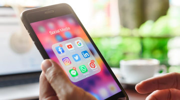 10 easy ways to reduce your screen time | Bosstab